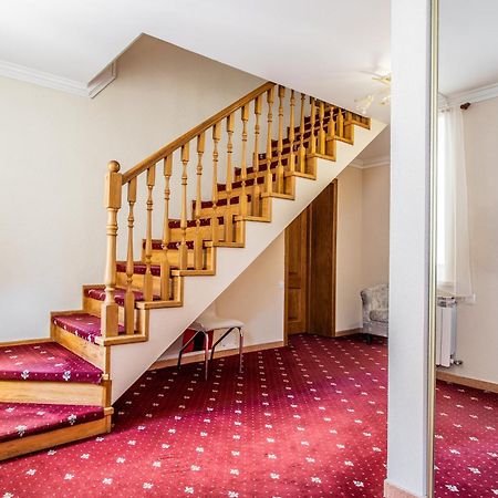 Star Rent Hotel Кишинів Екстер'єр фото