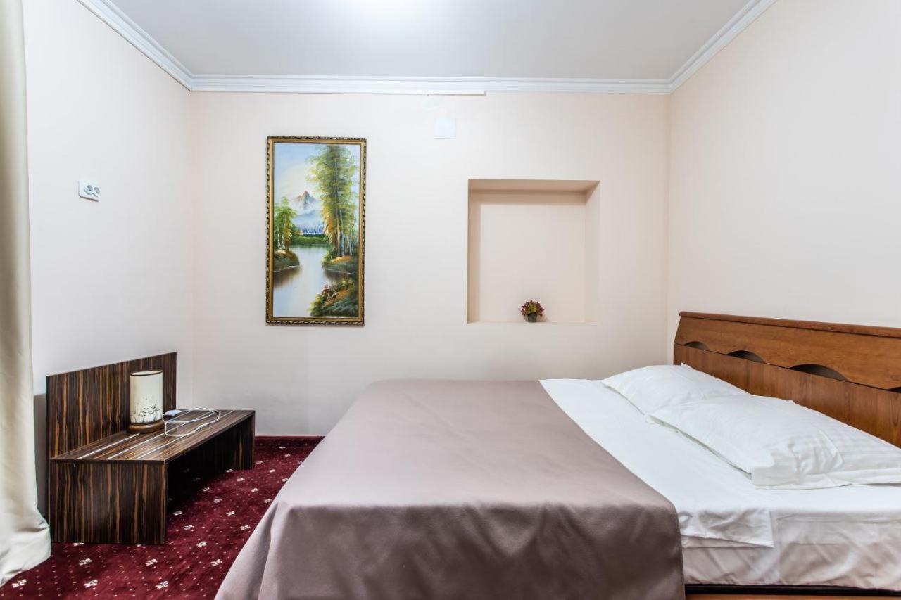 Star Rent Hotel Кишинів Екстер'єр фото