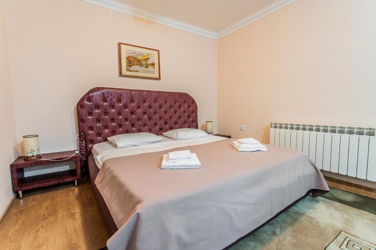 Star Rent Hotel Кишинів Екстер'єр фото
