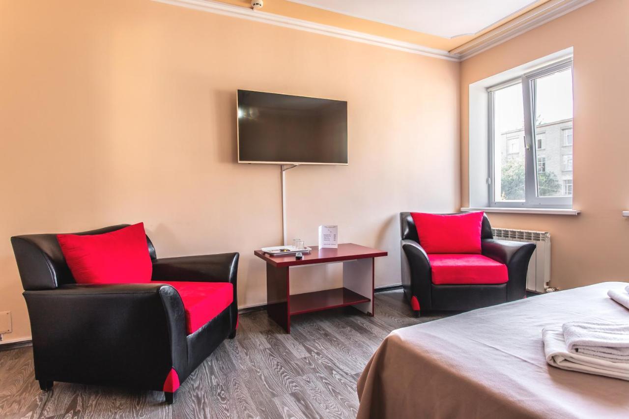 Star Rent Hotel Кишинів Екстер'єр фото