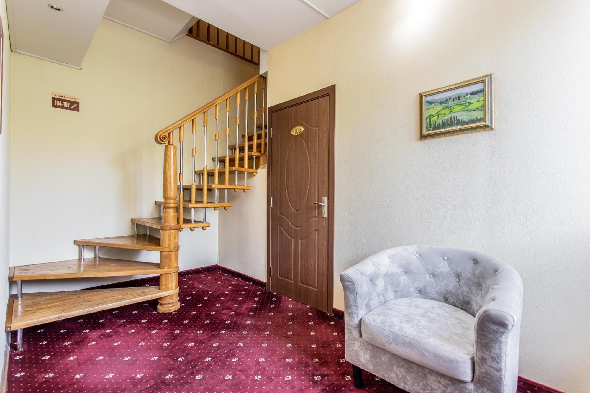 Star Rent Hotel Кишинів Екстер'єр фото
