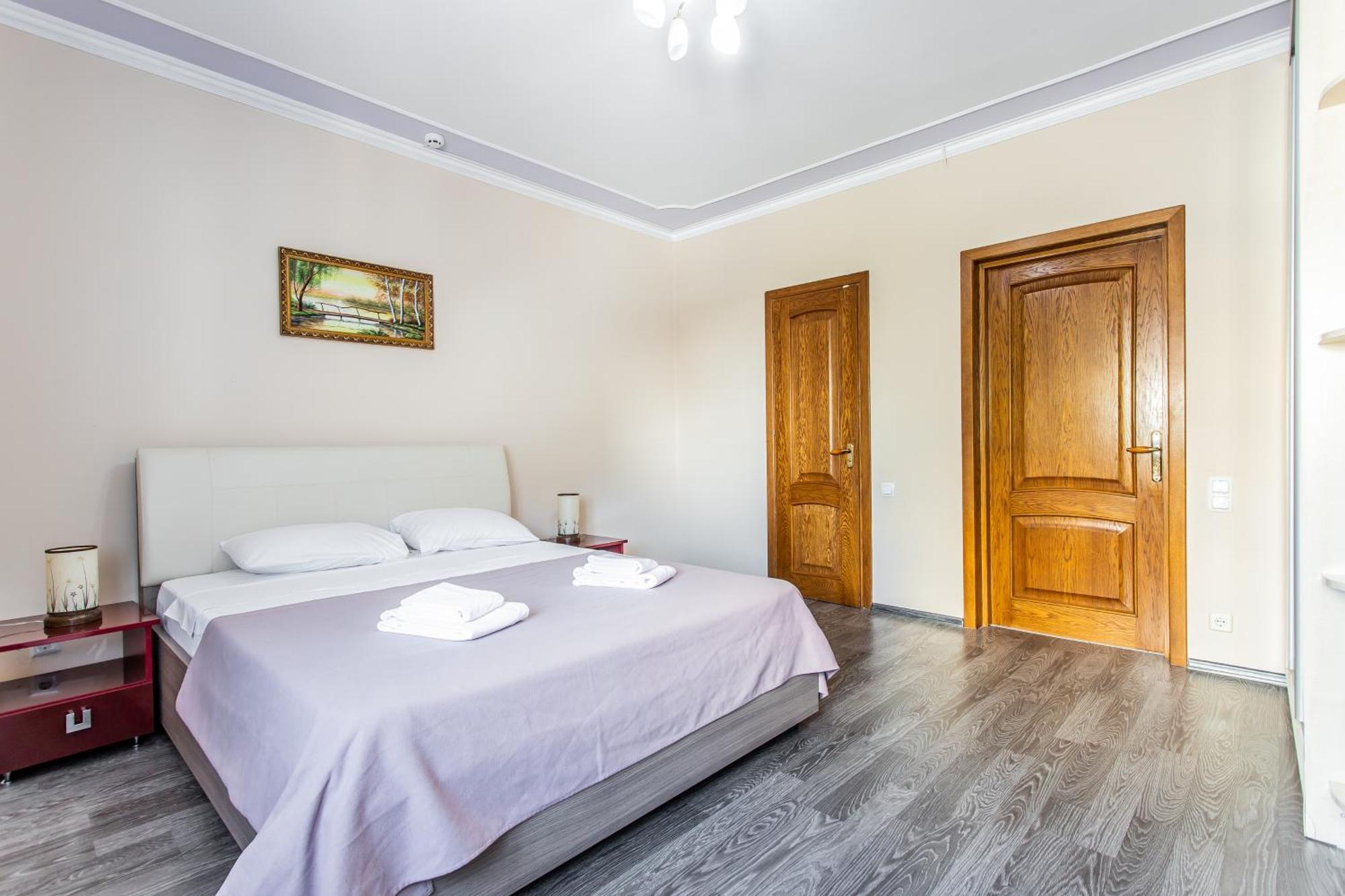 Star Rent Hotel Кишинів Екстер'єр фото