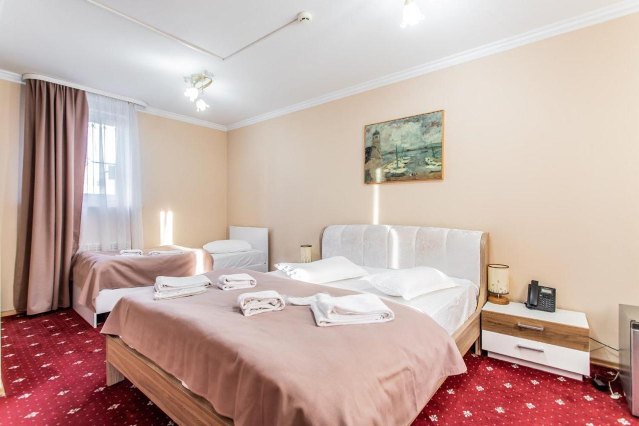 Star Rent Hotel Кишинів Екстер'єр фото