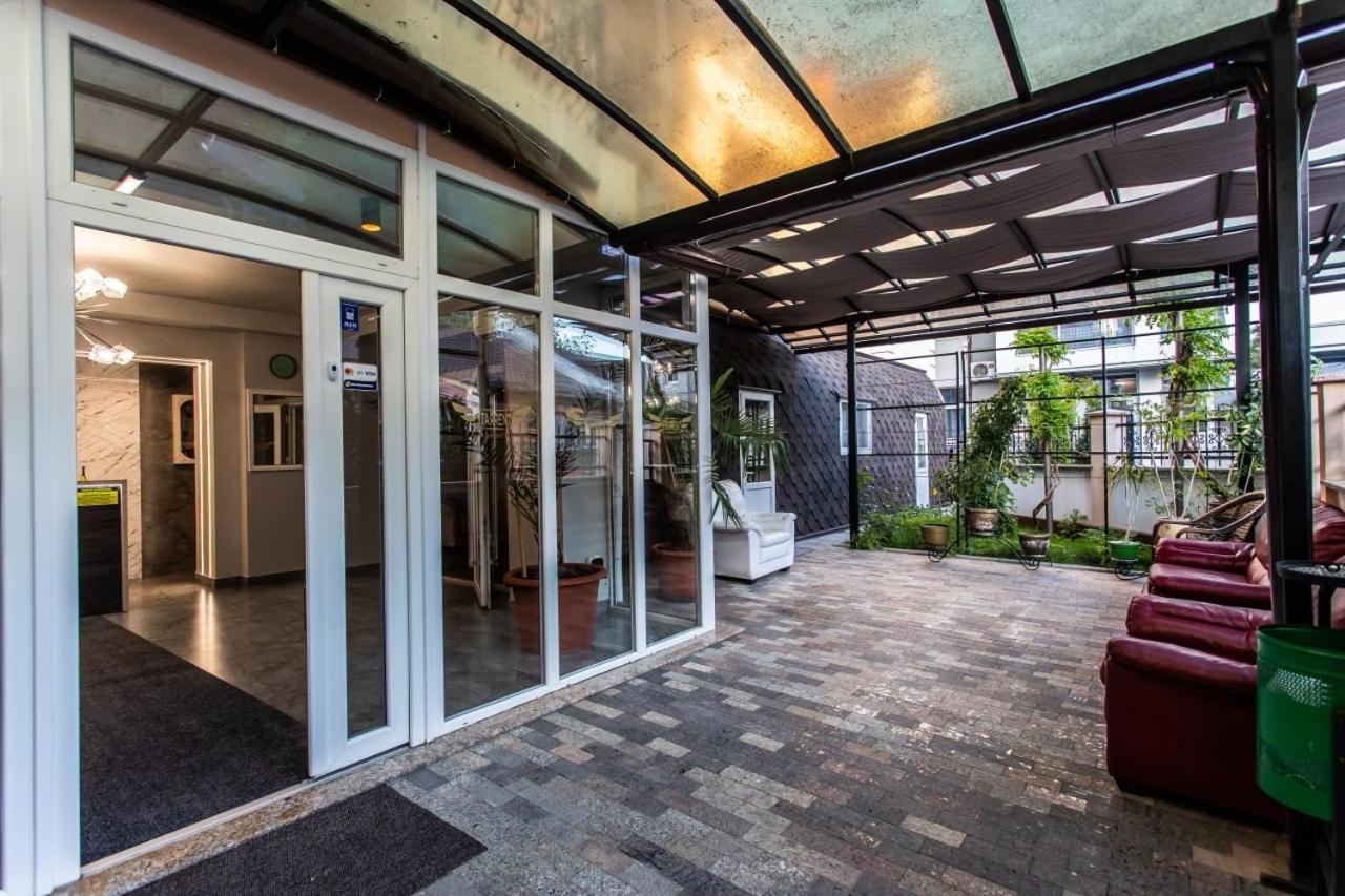 Star Rent Hotel Кишинів Екстер'єр фото
