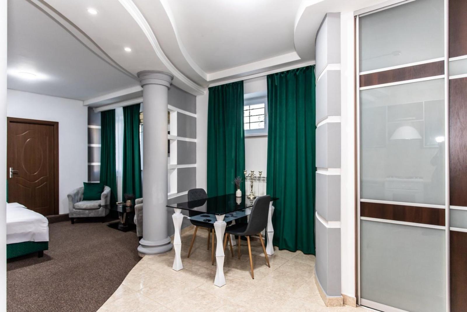 Star Rent Hotel Кишинів Екстер'єр фото